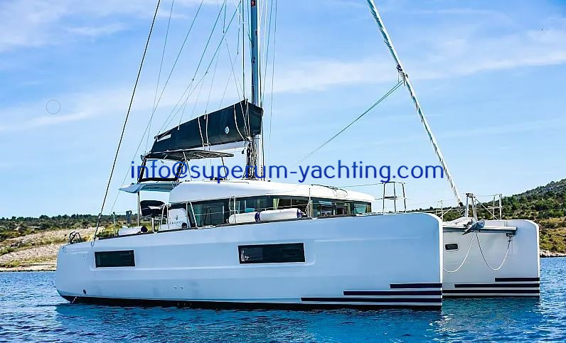 Lagoon 40 se vende