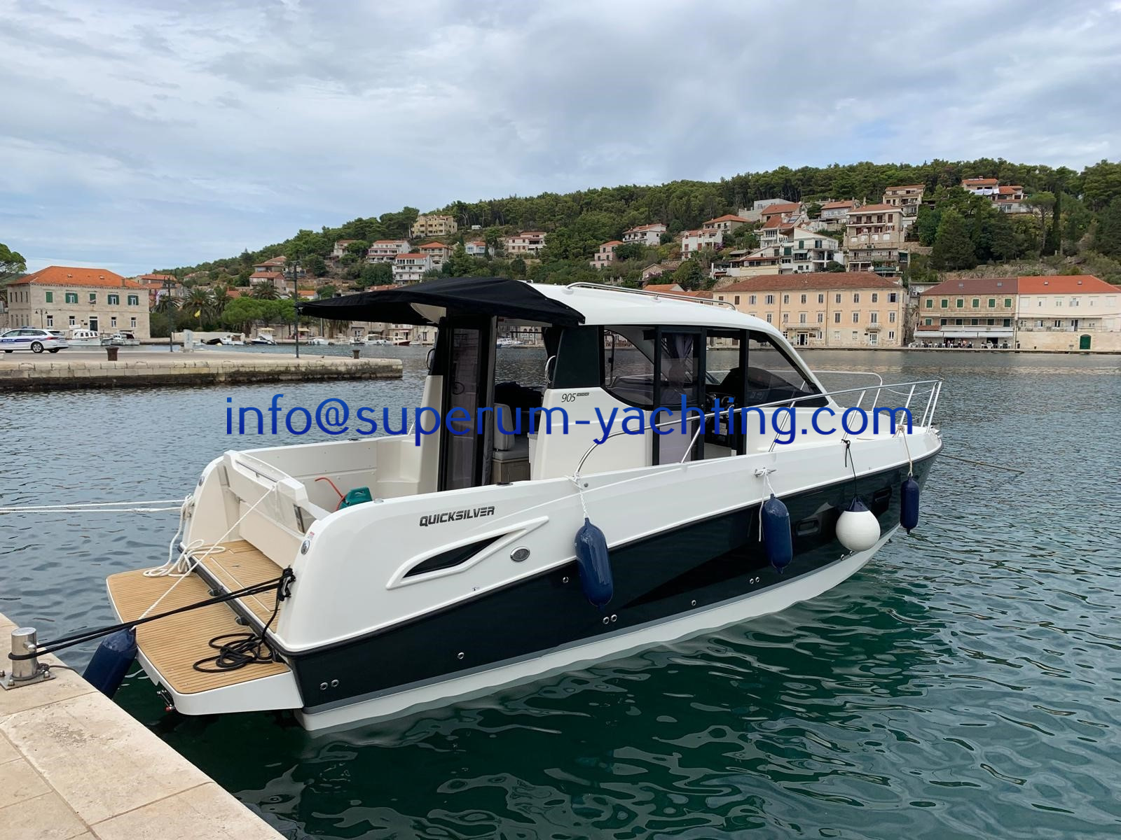 Quicksilver Activ 905 Weekend se vende