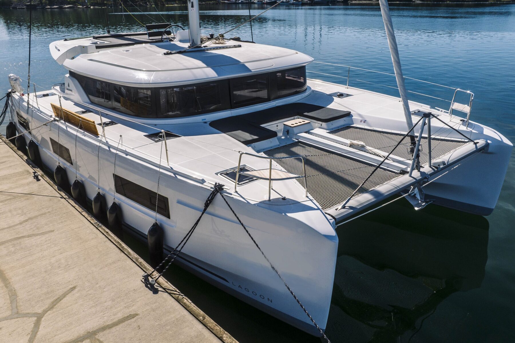 Lagoon 46 se vende