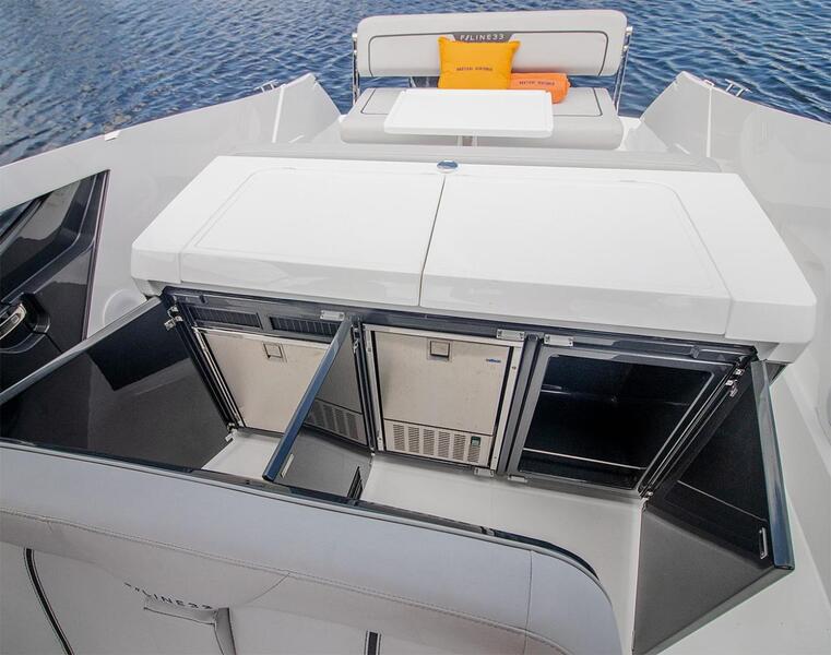  Fairline F Line 33