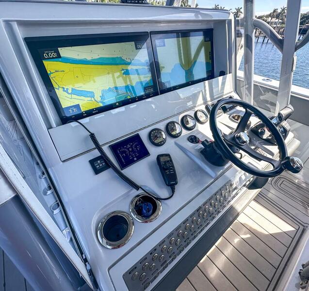 SeaVee 370z