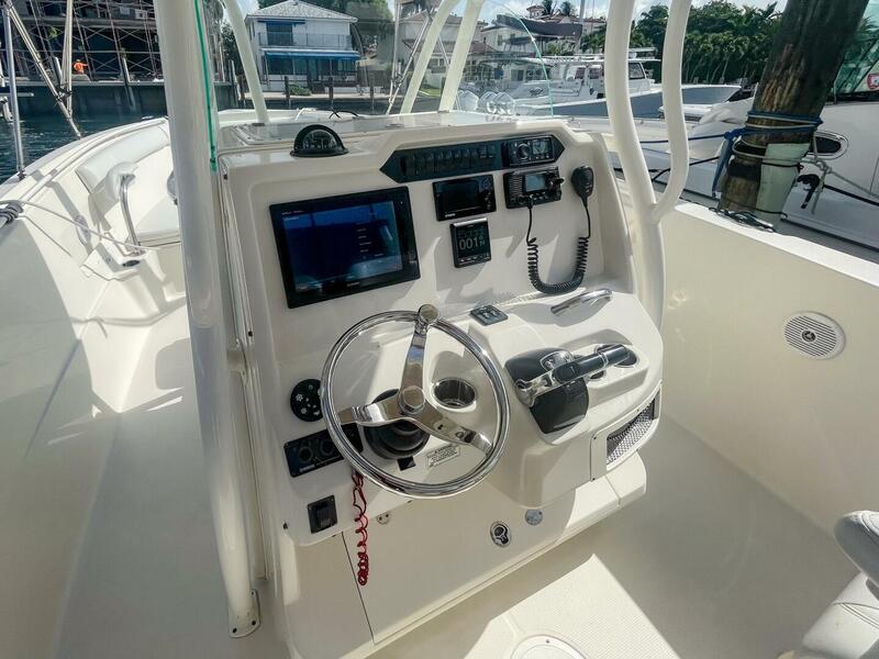  Sailfish 320 CC