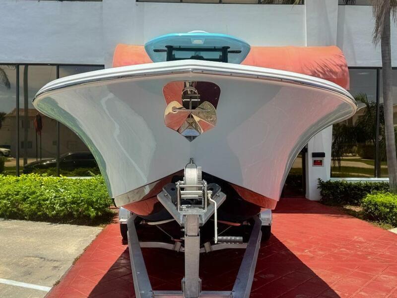  Tidewater 256 Adventurer
