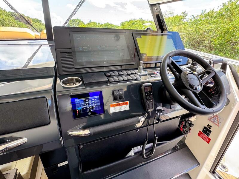  Wellcraft 38 Explorer