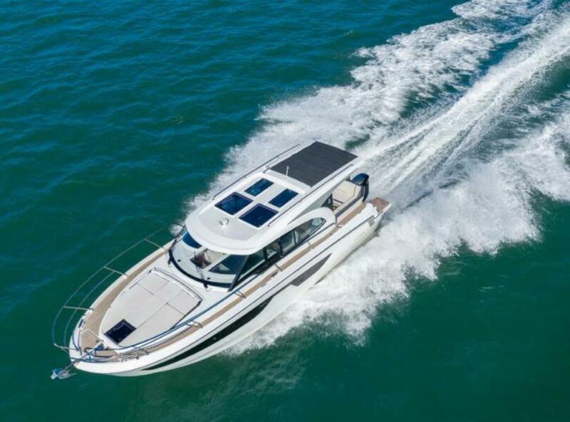  Beneteau Antares 11