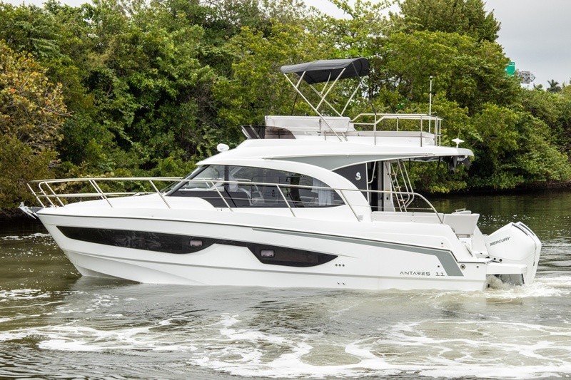  Beneteau Antares 11