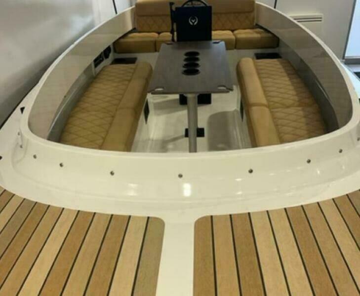  Vision Fantail 217
