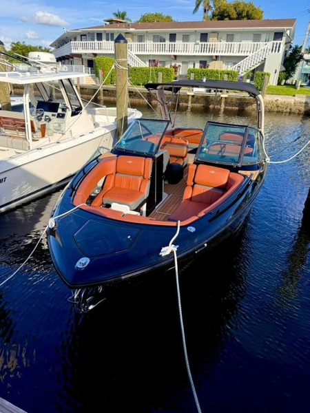  Regal 2800 Bowrider