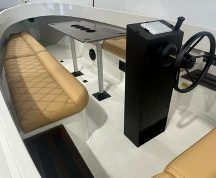  Vision Fantail 217