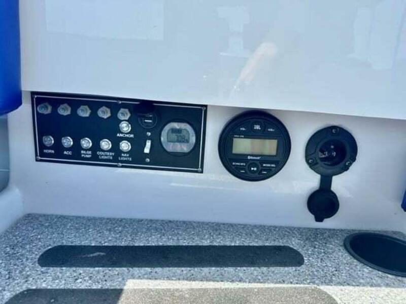  Vision Fantail 217