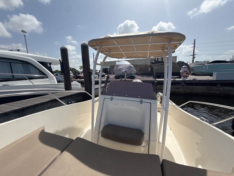  White Shark 230CC