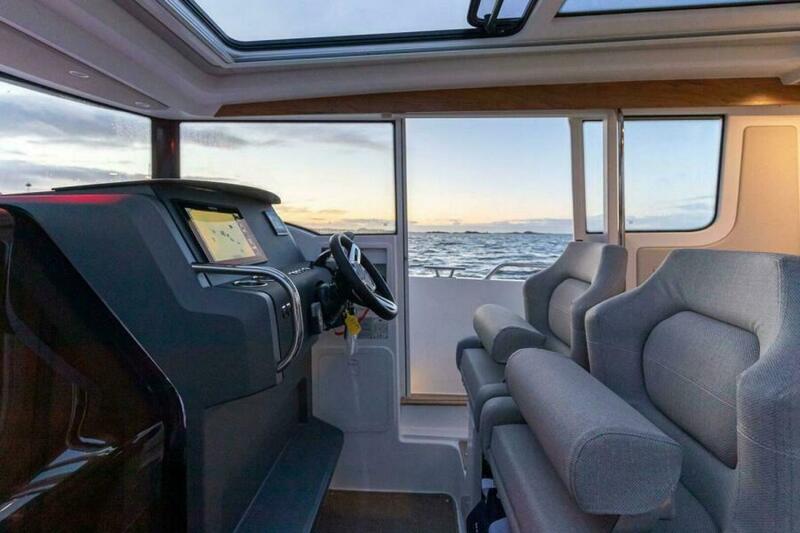  Nimbus Commuter 9