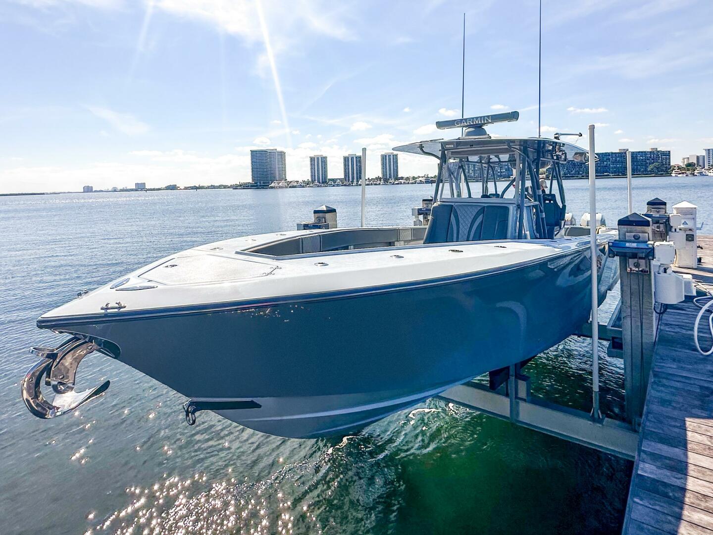 SeaVee 370z se vende