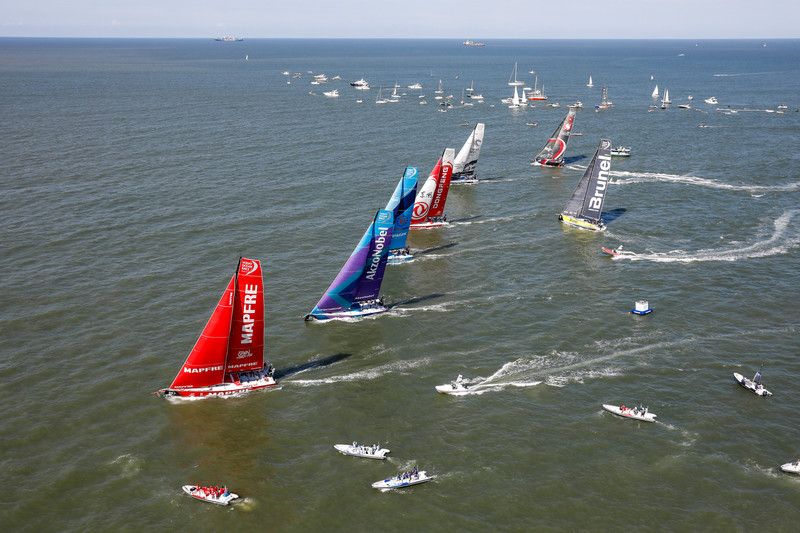 Volvo Ocean Race start leg 8 MAPFRE take the lead on leg 8 to Newport