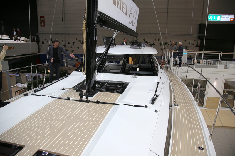 Deck AMEL 60 - presented in Boot Düsseldorf 2020